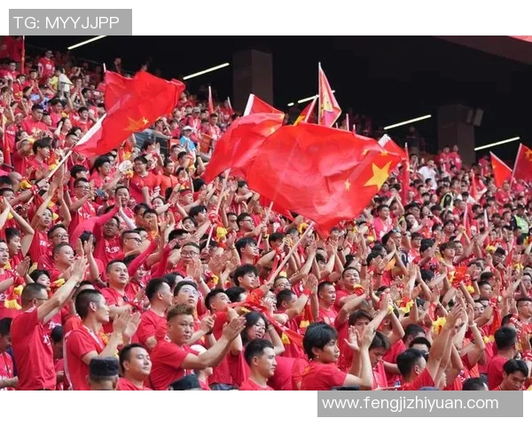 足球明星精彩瞬间角球发力图集展现球场魅力与技术之美