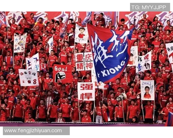 重庆足球明星赛精彩对决比分揭晓球迷热情高涨赛事回顾与分析 重庆足球明星赛精彩对决比分揭晓球迷热情高涨赛事回顾与分析