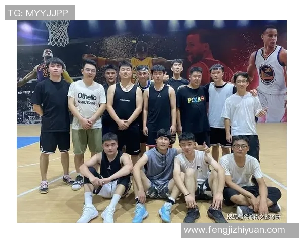 东方启明星篮球海报展现青春活力与团队精神的完美结合